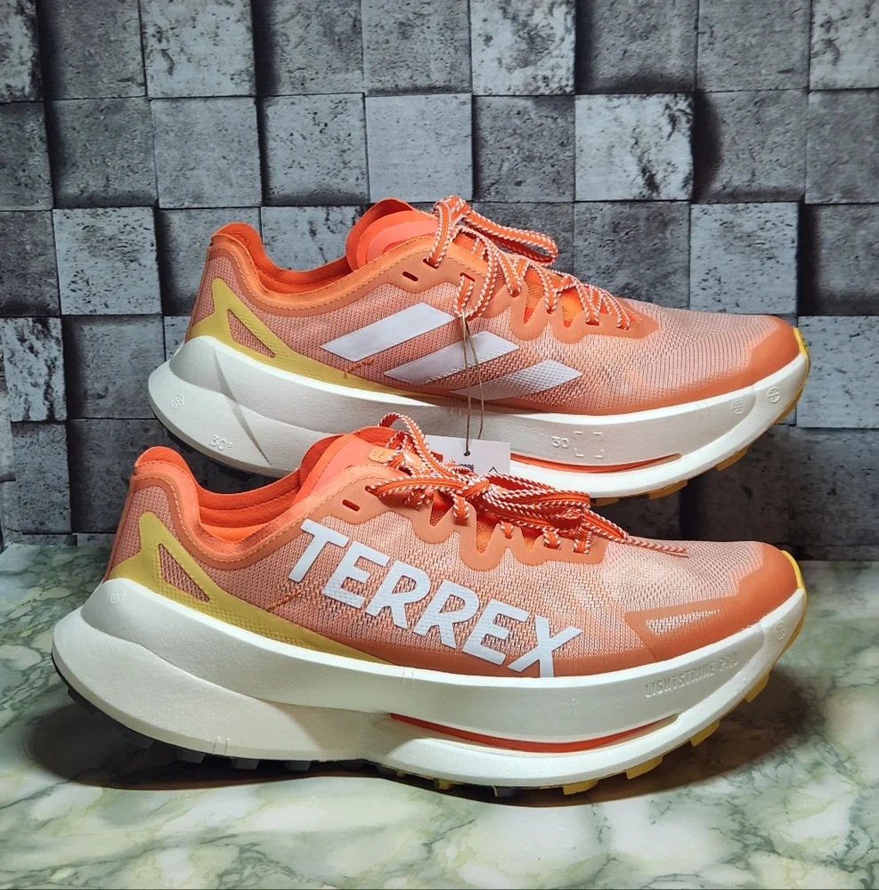 Women's Adidas Terrex Agravic Speed Ultra Amber Tint Spark Size 9.5 - Picture 1 of 12
